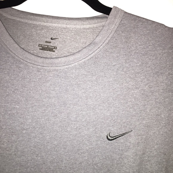 NIKE Dri-Fit Gray Fitness Shirt Men’s Large - Picture 3 of 3